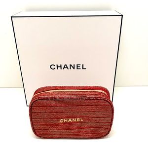 NEW: CHANEL 2022 Holiday Tweed Cosmetic Pouch + Gift Box